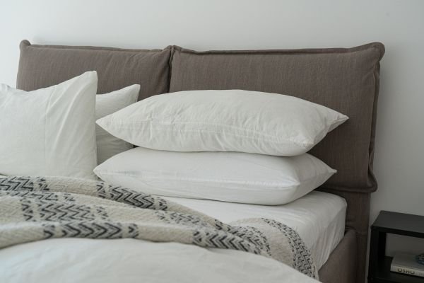 What size lumber pillow for king bed